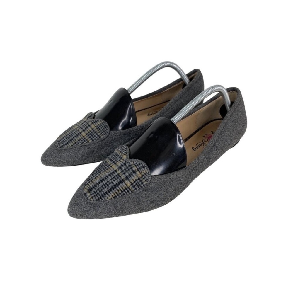 Penny Loves Kenny Nookie Plaid Pointed Flats
Women’s size 12M - Picture 2 of 7